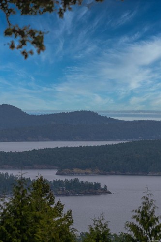 155 Liberty Hall Lane, Salt Spring, BC 