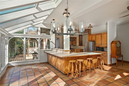 845 Downey Rd, North Saanich, BC 