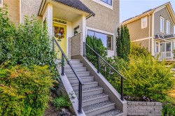 377 Milton St  Nanaimo, BC V9R 2K8