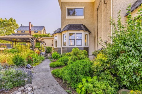 377 Milton St, Nanaimo, BC 