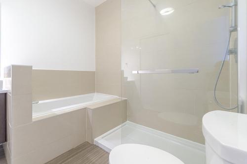 Salle de bains - 204-10700 Rue Berri, Montréal (Ahuntsic-Cartierville), QC - Indoor Photo Showing Bathroom