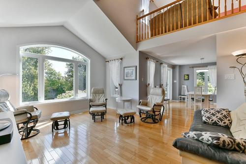 Living room - 40 Rue Masson, Saint-Roch-De-L'Achigan, QC - Indoor Photo Showing Living Room