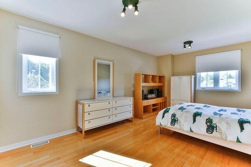 Bedroom - 40 Rue Masson, Saint-Roch-De-L'Achigan, QC - Indoor Photo Showing Bedroom