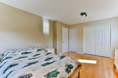 Bedroom - 40 Rue Masson, Saint-Roch-De-L'Achigan, QC - Indoor Photo Showing Bedroom