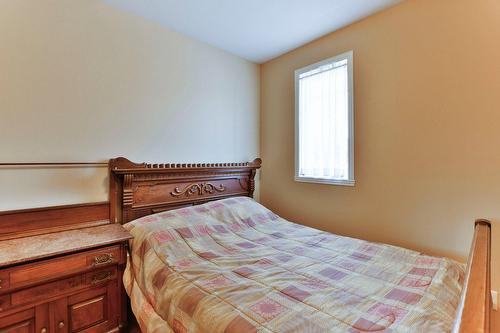 Bedroom - 40 Rue Masson, Saint-Roch-De-L'Achigan, QC - Indoor Photo Showing Bedroom