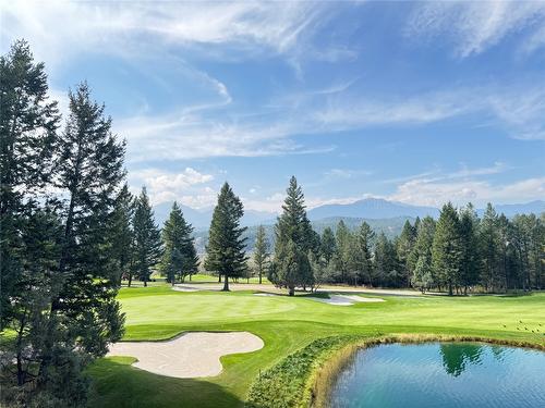 113-100 Bighorn Boulevard, Radium Hot Springs, BC - Outdoor With View