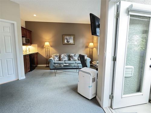 113-100 Bighorn Boulevard, Radium Hot Springs, BC - Indoor