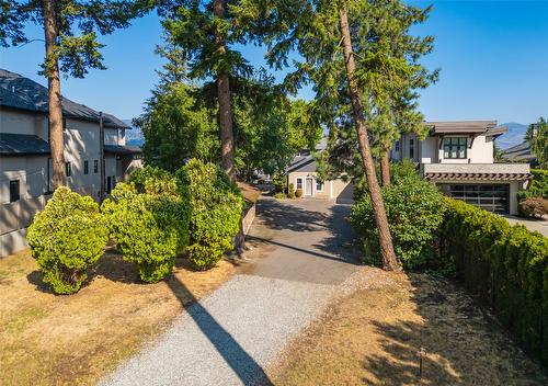 4260 Hobson Road, Kelowna, BC - Outdoor