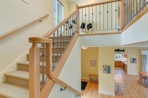 4260 Hobson Road, Kelowna, BC - Indoor Photo Showing Other Room