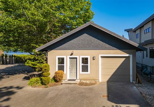 4260 Hobson Road, Kelowna, BC - Outdoor