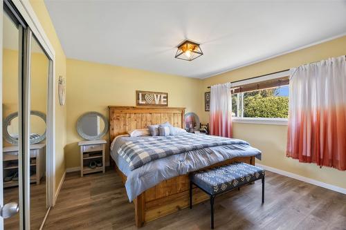 314 Birch Street, Chase, BC - Indoor Photo Showing Bedroom