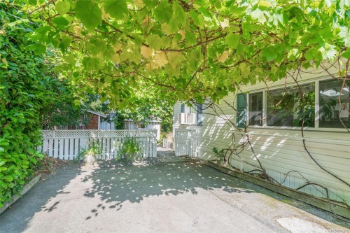 76-971 Douglas Ave, Nanaimo, BC 