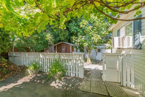 76-971 Douglas Ave, Nanaimo, BC 