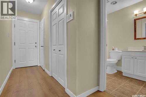 13 2358 Rae Street, Regina, SK - Indoor Photo Showing Bathroom