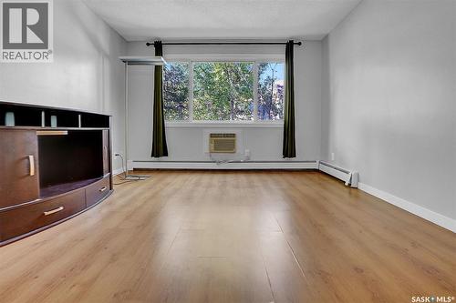 13 2358 Rae Street, Regina, SK - Indoor