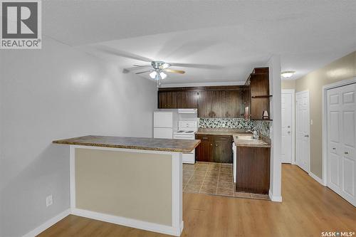 13 2358 Rae Street, Regina, SK - Indoor Photo Showing Kitchen