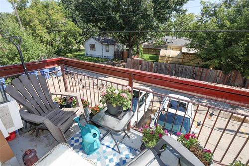 8 385 St Anne’S Road, Winnipeg, MB - Outdoor
