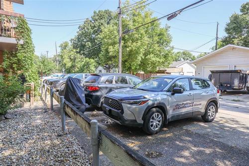 8 385 St Anne’S Road, Winnipeg, MB - Outdoor