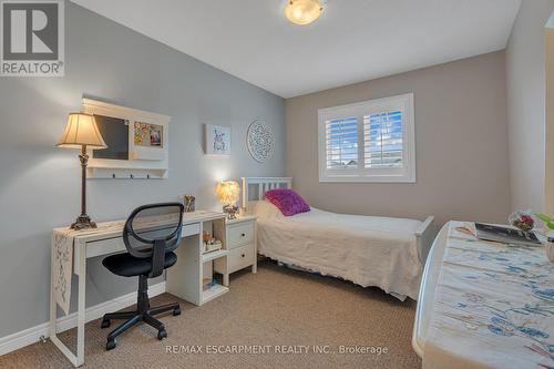 72 Dodman Crescent, Hamilton, ON - Indoor Photo Showing Bedroom