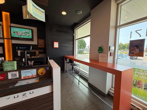 Commerce - 7366 Rue Non Disponible-Unavailable, Saint-Eustache, QC - Indoor Photo Showing Other Room