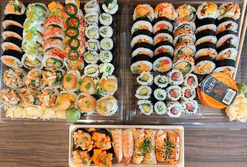 Restaurant - 7366 Rue Non Disponible-Unavailable, Saint-Eustache, QC - Indoor Photo Showing Other Room