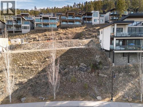 3356 Black Pine Lane, Kelowna, BC 