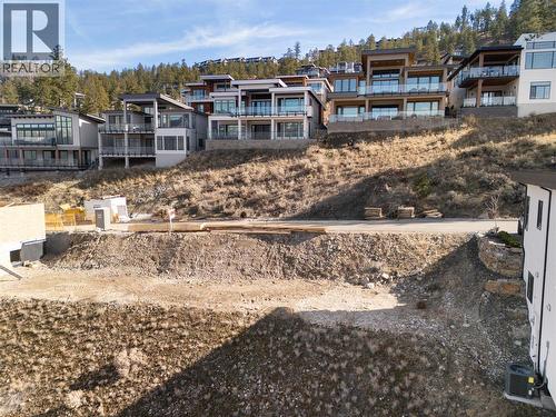 3356 Black Pine Lane, Kelowna, BC 