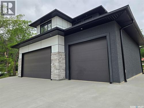 3 Kenney Crescent, Weyburn, SK - Outdoor With Exterior