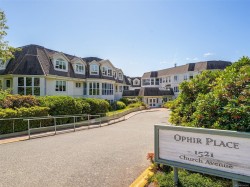206-1521 Church Ave  Saanich, BC V8P 5T2