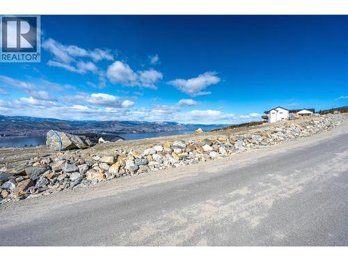 215 Benchlands Drive, Naramata, BC 