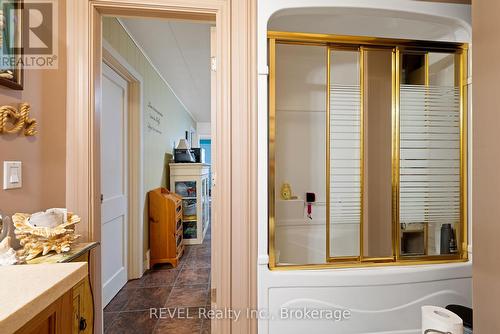 42 Douglas Street, Fort Erie (Central), ON - Indoor