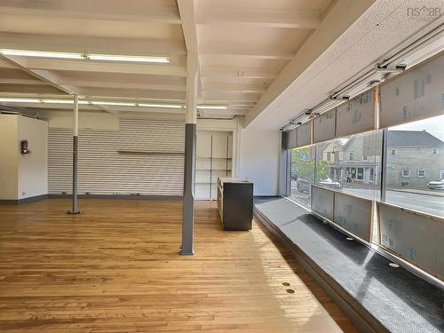 113 Victoria Street E, Amherst, NS 