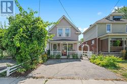 5408 ONTARIO AVENUE  Niagara Falls (Downtown), ON L2E 3S5