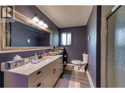 348 Creighton Valley Road, Lumby, BC - Indoor Photo Showing Bathroom