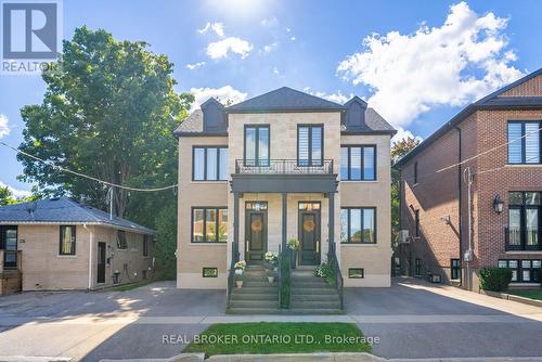 172-174 Victoria Street, Newmarket, ON - Outdoor With Facade