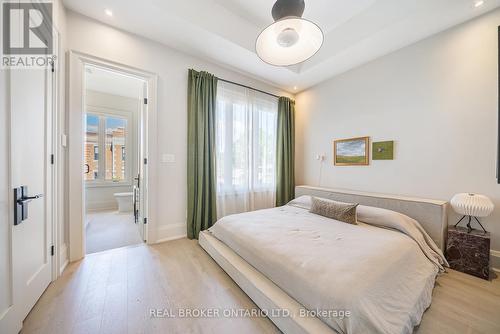 172-174 Victoria Street, Newmarket, ON - Indoor Photo Showing Bedroom
