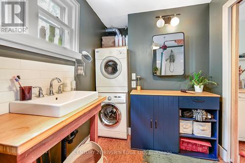 188 Armstrong Street, Ottawa, ON - Indoor Photo Showing Laundry Room