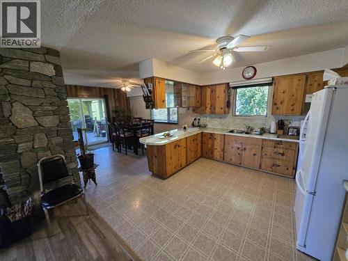 1862 Birch Avenue, Quesnel, BC - Indoor Photo Showing Kitchen With Double Sink