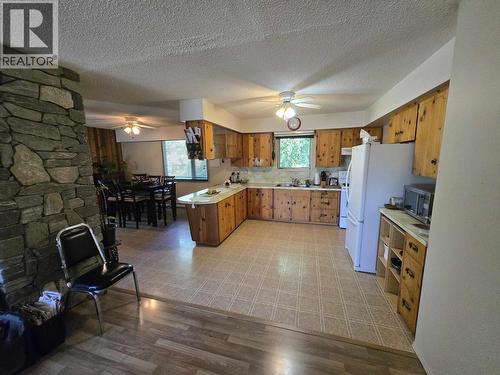 1862 Birch Avenue, Quesnel, BC - Indoor Photo Showing Kitchen With Double Sink