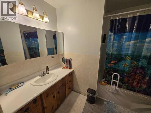1862 Birch Avenue, Quesnel, BC - Indoor Photo Showing Bathroom