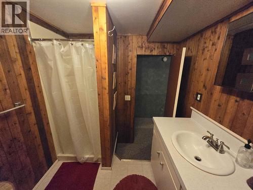 1862 Birch Avenue, Quesnel, BC - Indoor Photo Showing Bathroom