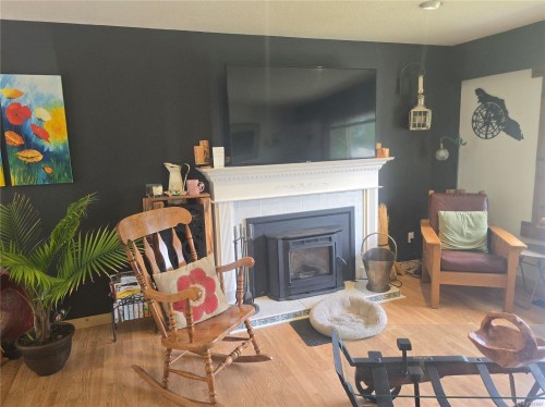 170 Seaview St, Sayward, BC 