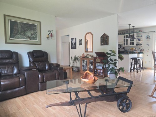 170 Seaview St, Sayward, BC 