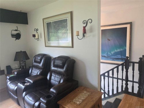 170 Seaview St, Sayward, BC 