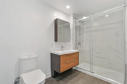 Ensuite bathroom - 