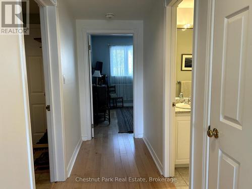 5 - 3421 Grandview Forest Glen Drive, Huntsville (Chaffey), ON - Indoor Photo Showing Other Room