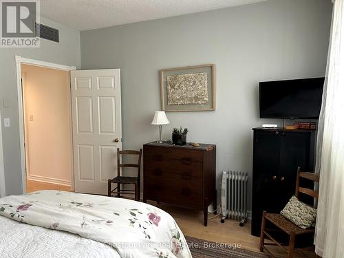 5 - 3421 Grandview Forest Glen Drive, Huntsville (Chaffey), ON - Indoor Photo Showing Bedroom