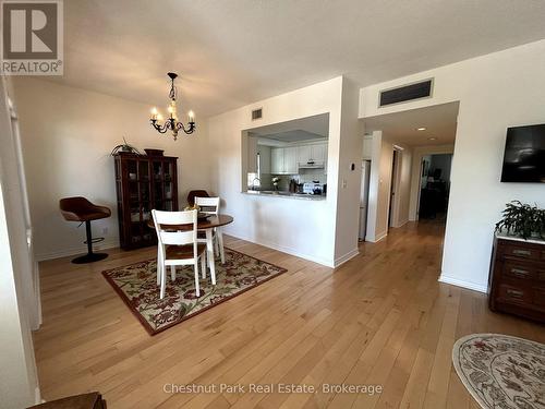 5 - 3421 Grandview Forest Glen Drive, Huntsville (Chaffey), ON - Indoor Photo Showing Dining Room