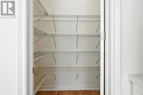 3250 Millicent Avenue, Oakville (Go Glenorchy), ON - Indoor With Storage