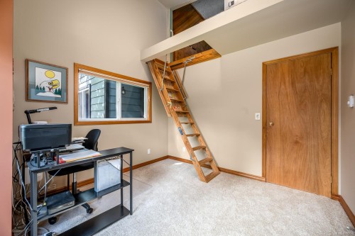 1307 Anderton Rd, Comox, BC 